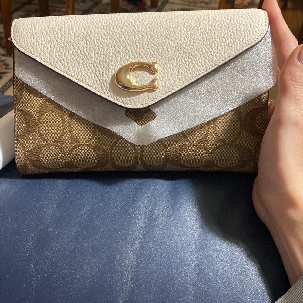 Khaki/ chalk Coach clutch cross back, never worn